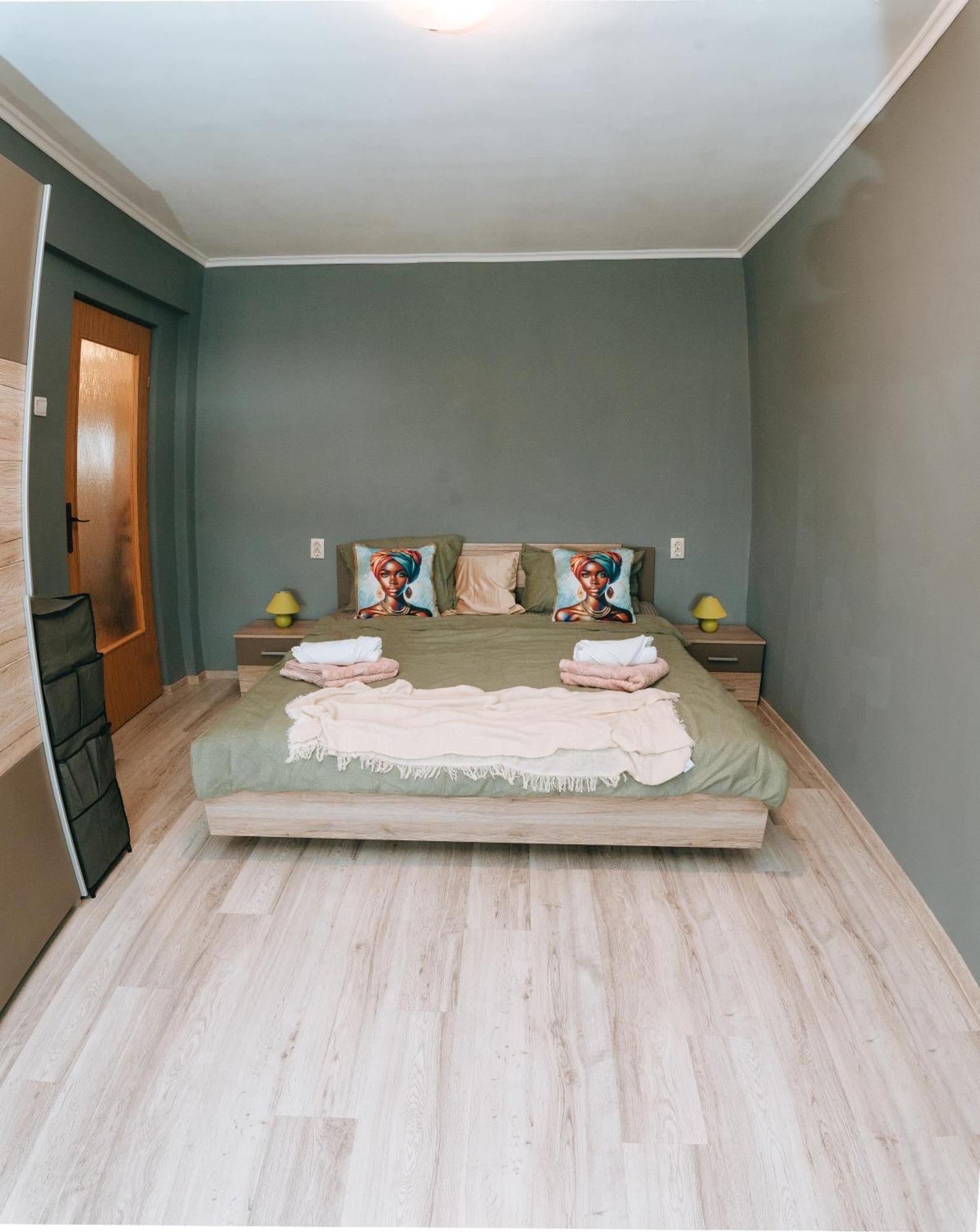 Relax Apartment Oradea Luaran gambar
